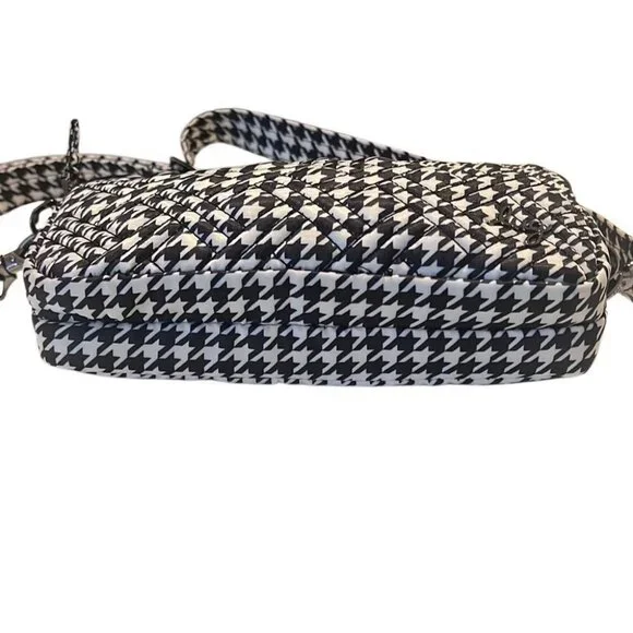 Lug Black and White RFID Convertible Coupe XL Crossbody Belt Bag - Picture 4 of 14